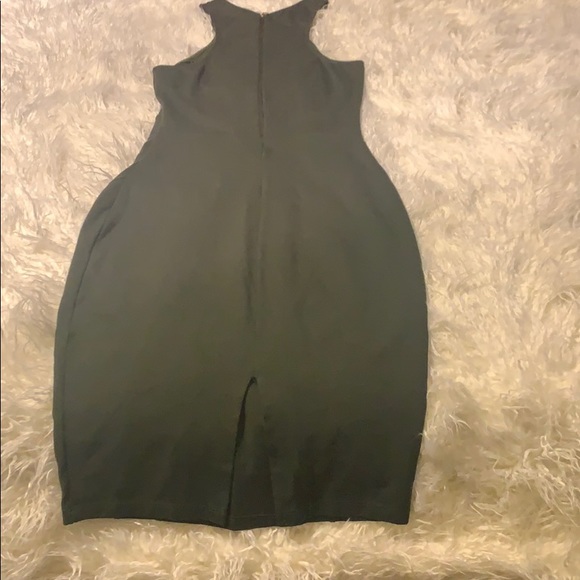 Cute Keyhole dress - Picture 2 of 2